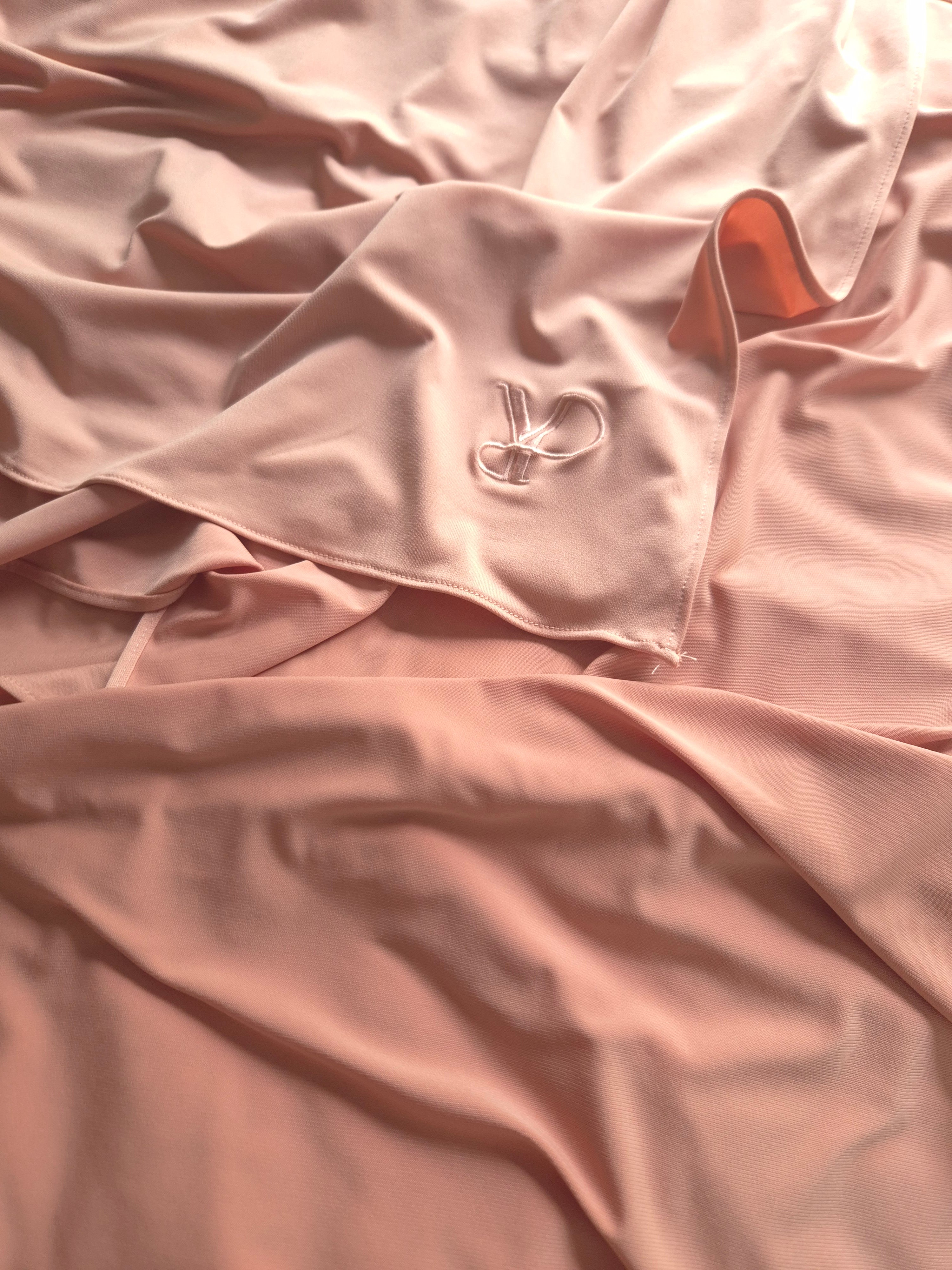 LIQUID JERSEY SCARF BLUSH SALMON